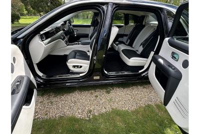 Rolls - Royce Ghost EWB V12