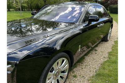 Rolls - Royce Ghost EWB V12