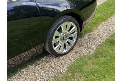 Rolls - Royce Ghost EWB V12