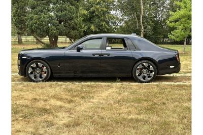 Rolls - Royce Phantom V12