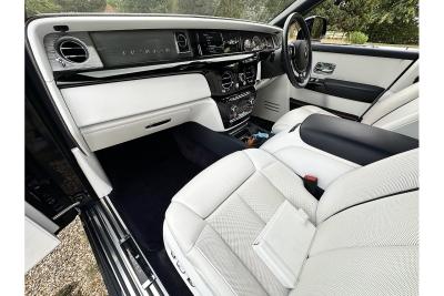 Rolls - Royce Phantom V12