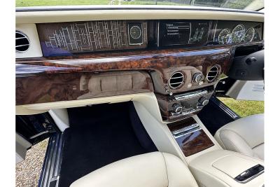 Rolls - Royce Phantom V12
