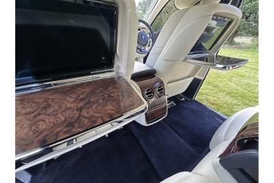 Rolls - Royce Phantom V12