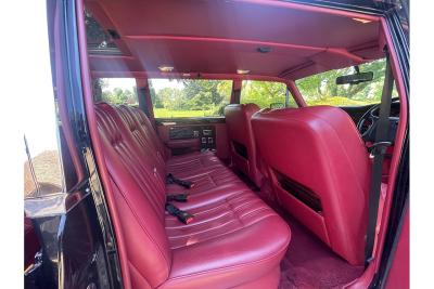 Rolls - Royce Silver Spirit 6 Door stretch limo