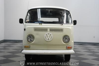 1968 Volkswagen Type 2 Westfalia Campmobile