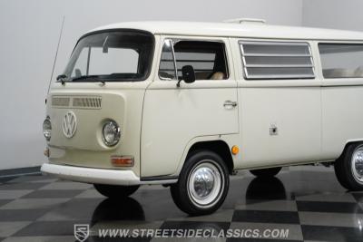1968 Volkswagen Type 2 Westfalia Campmobile