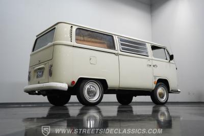 1968 Volkswagen Type 2 Westfalia Campmobile