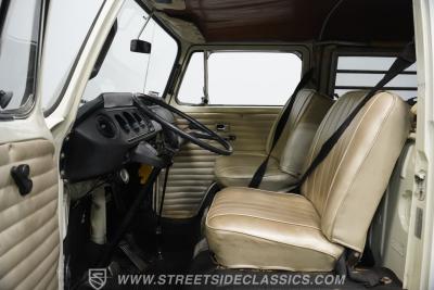 1968 Volkswagen Type 2 Westfalia Campmobile