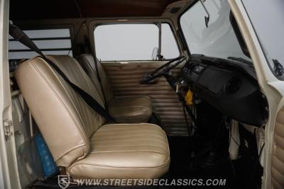 1968 Volkswagen Type 2 Westfalia Campmobile