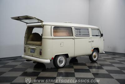 1968 Volkswagen Type 2 Westfalia Campmobile