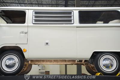 1968 Volkswagen Type 2 Westfalia Campmobile