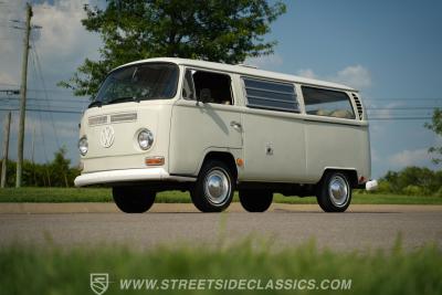 1968 Volkswagen Type 2 Westfalia Campmobile
