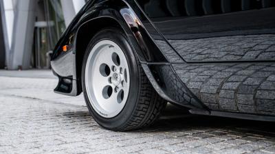 1984 Lamborghini Countach 5000 S