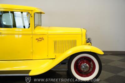 1931 Ford 5-Window Coupe
