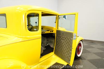1931 Ford 5-Window Coupe