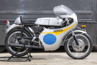 1964 Honda SUPER HAWK CB77E