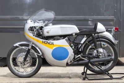 1964 Honda SUPER HAWK CB77E