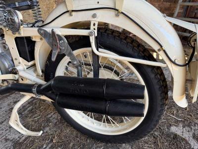 1945 MOTO GUZZIL ALCE