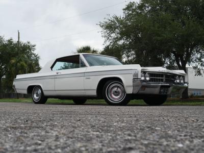 1963 Oldsmobile Starfire