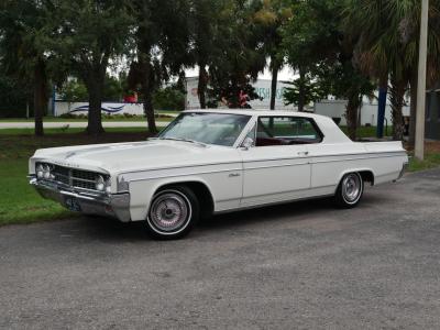 1963 Oldsmobile Starfire