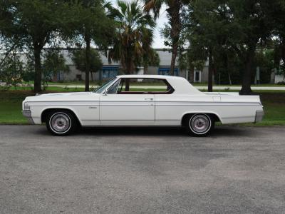 1963 Oldsmobile Starfire