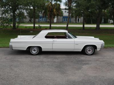 1963 Oldsmobile Starfire