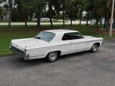 1963 Oldsmobile Starfire
