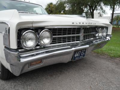 1963 Oldsmobile Starfire