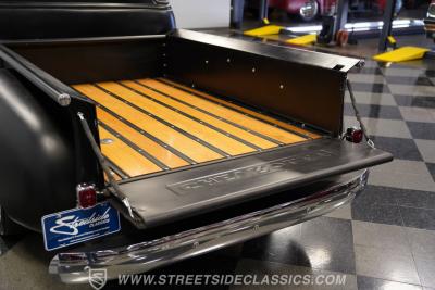 1952 Chevrolet 3100 5 Window Restomod