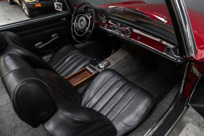 1970 Mercedes - Benz 280 SL Pagoda