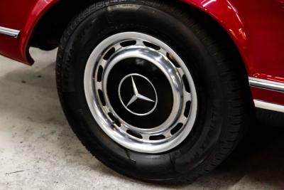 1970 Mercedes - Benz 280 SL Pagoda