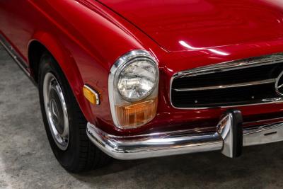 1970 Mercedes - Benz 280 SL Pagoda