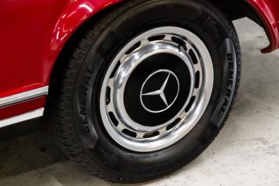 1970 Mercedes - Benz 280 SL Pagoda