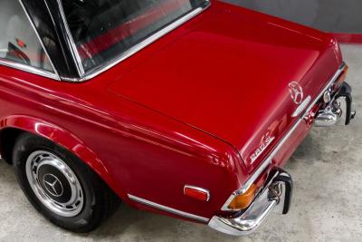 1970 Mercedes - Benz 280 SL Pagoda