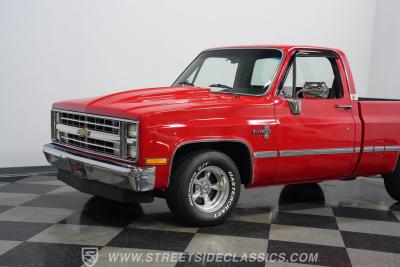 1986 Chevrolet C10 LS Restomod