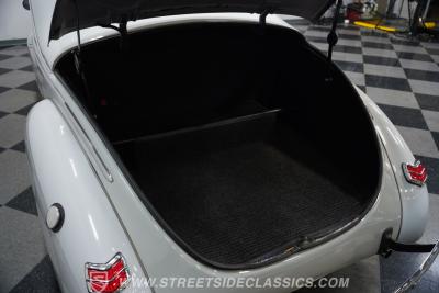 1940 Ford 5-Window Coupe