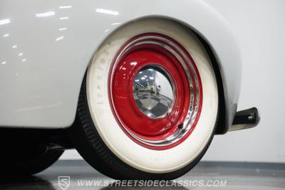 1940 Ford 5-Window Coupe