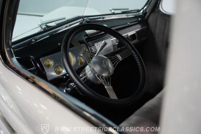 1940 Ford 5-Window Coupe