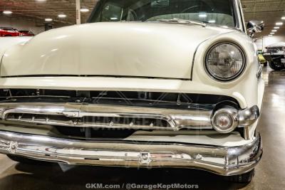 1954 Ford Crestline Skyliner