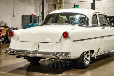 1954 Ford Crestline Skyliner