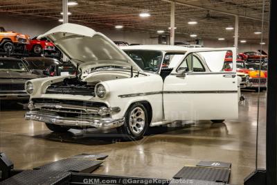 1954 Ford Crestline Skyliner
