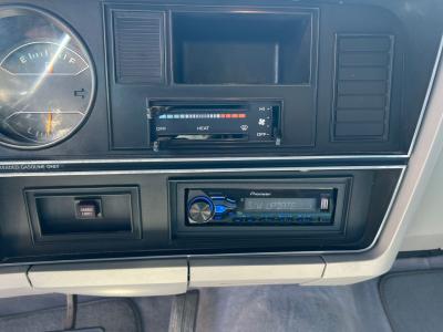 1987 Dodge D100
