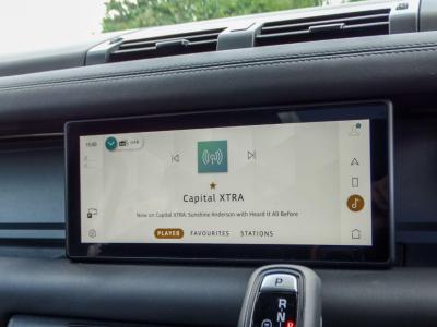 2023 Land Rover 3.0 D300 MHEV X-Dynamic SE Auto 4WD Euro 6 (s/s) 5dr