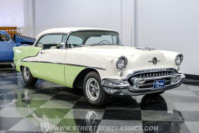 1955 Oldsmobile Deluxe 88 Holiday Coupe