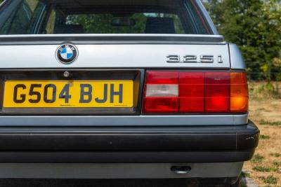 1990 BMW 325i