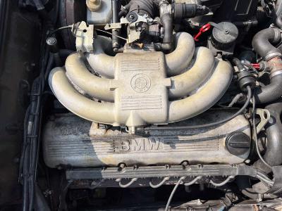 1990 BMW 325i