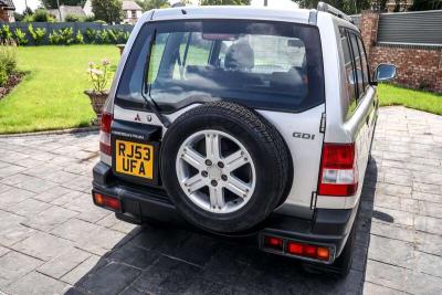 2003 Mitsubishi SHOGUN