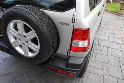 2003 Mitsubishi SHOGUN
