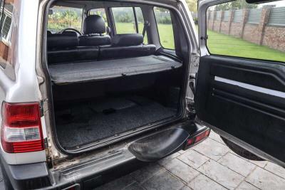 2003 Mitsubishi SHOGUN