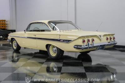 1961 Chevrolet Impala Bubble Top